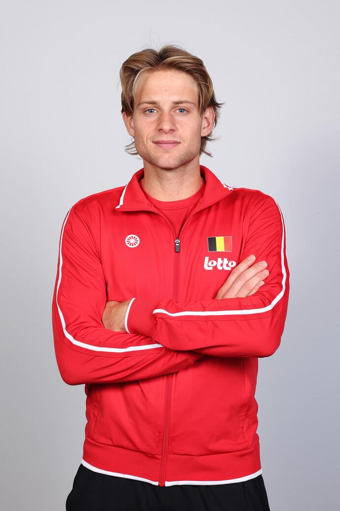 Headshot of Zizou Bergs