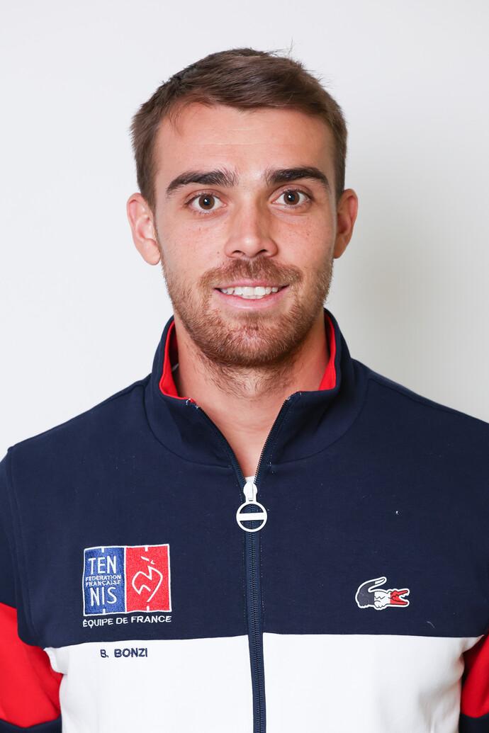 Headshot of Benjamin Bonzi