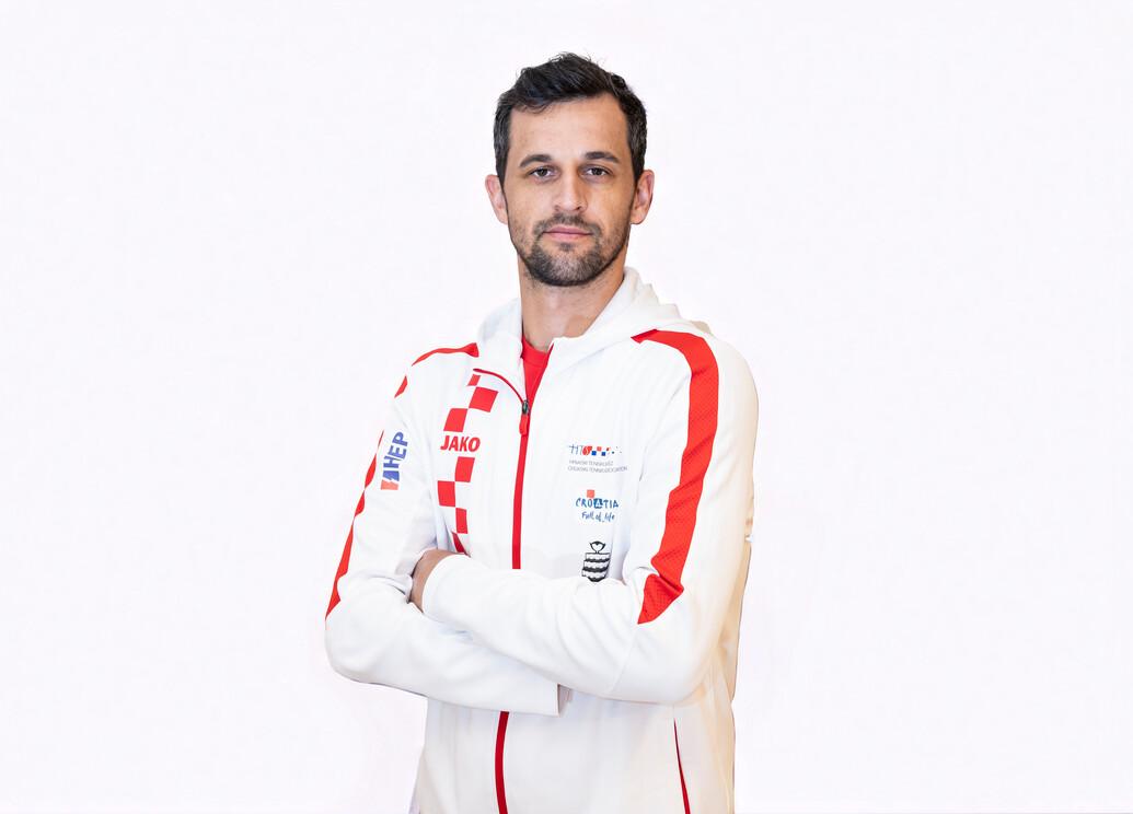 Headshot of Mate Pavic