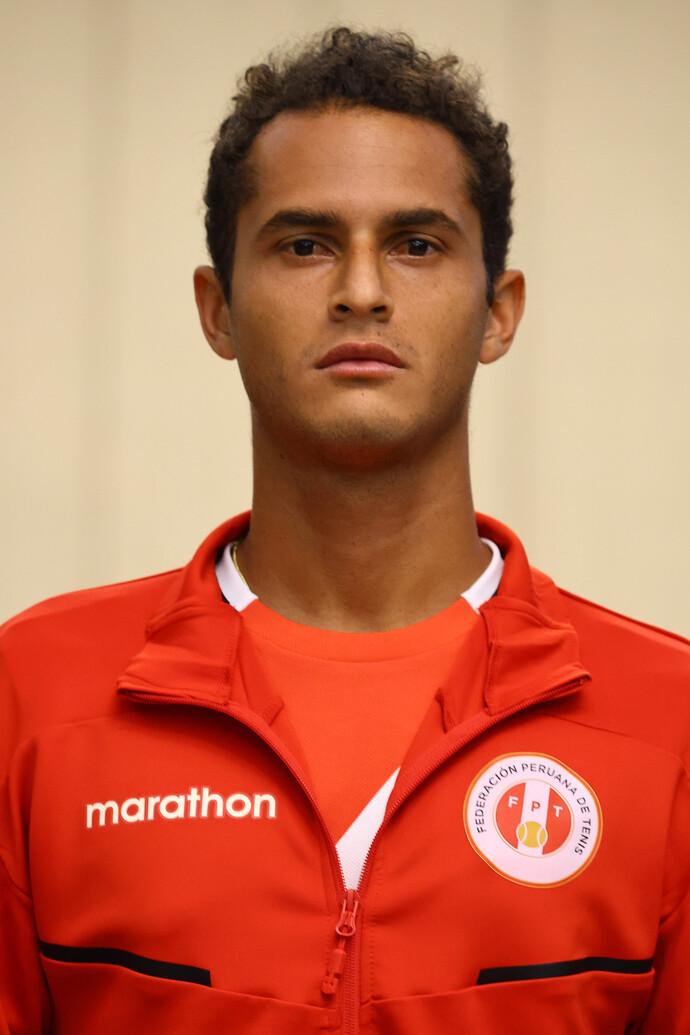 Headshot of Juan Pablo Varillas